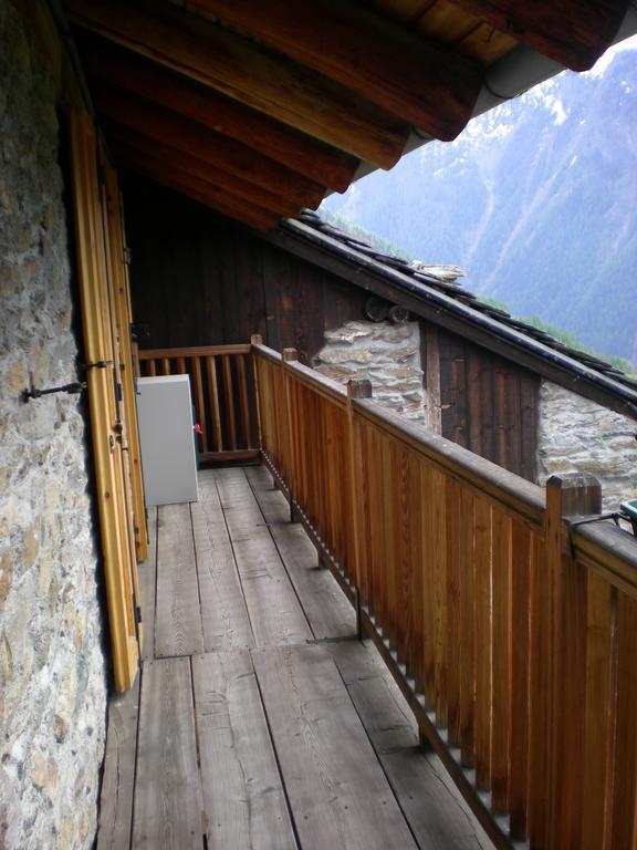 Appartamenti Grivola Ozein Exterior foto